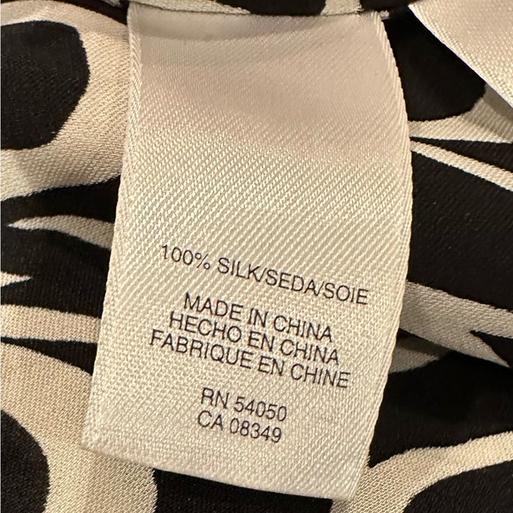 Women’s - 100% Silk - Button down shirt - Top - Blouse - Tie Neck - Picture 5 of 5